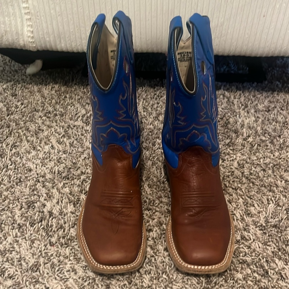 Cody James Boys Boots size 3.0 D